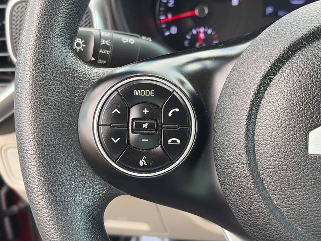 Used 2022 Kia Soul LX FWD image 14