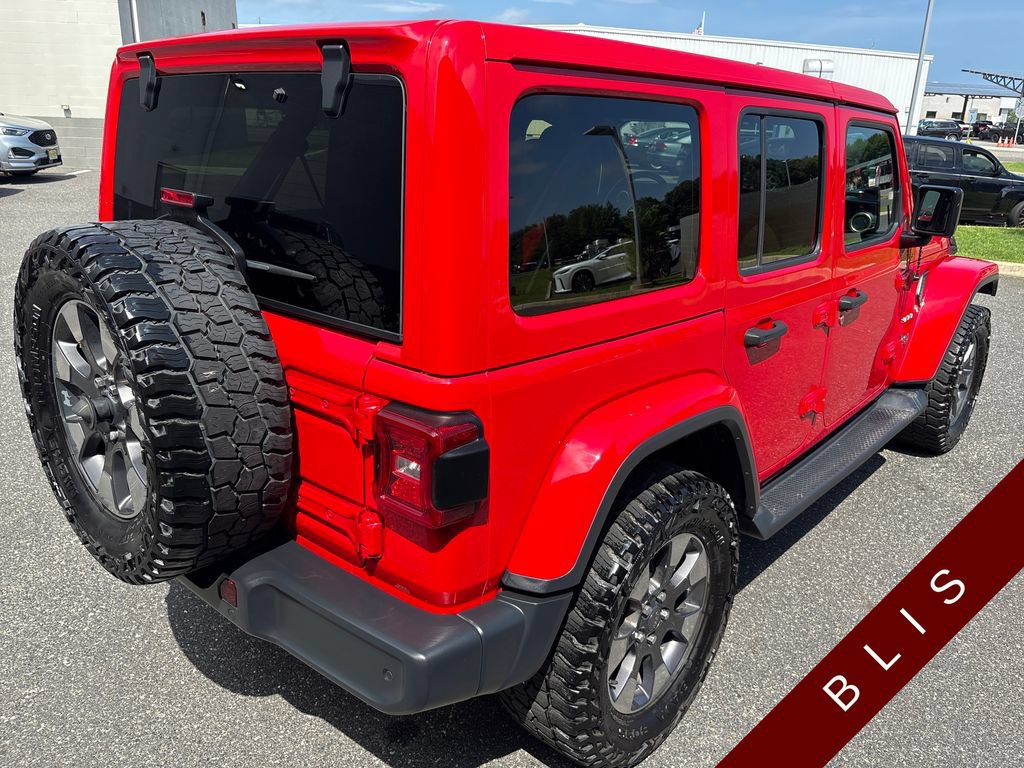 Used 2018 Jeep Wrangler Unlimited Sahara w/ Dual Top Group AWD/4WD image 24