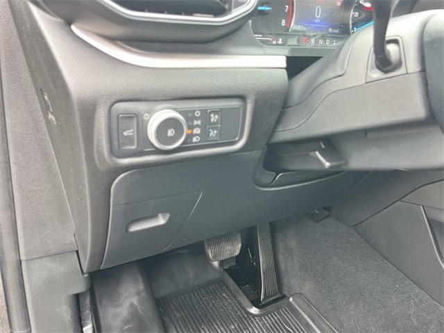 Certified 2022 Ford Explorer XLT w/ Equipment Group 202A image 31