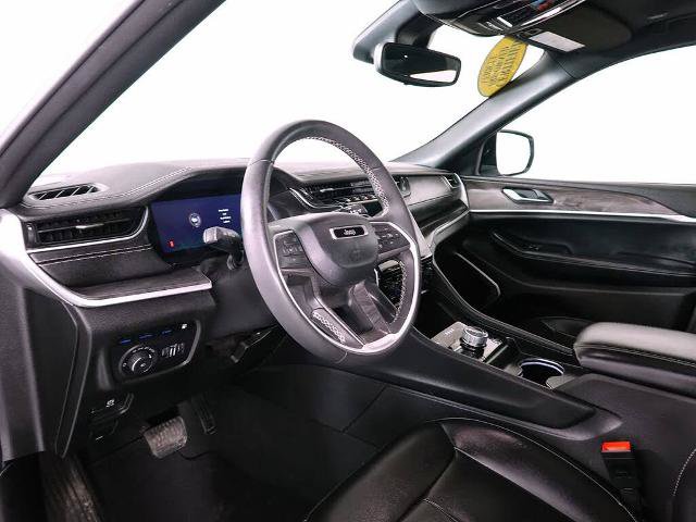 Used 2024 Jeep Grand Cherokee Limited 4xe AWD/4WD image 9