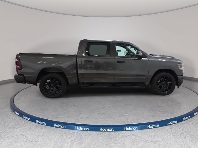 Used 2024 RAM 1500 Laramie AWD/4WD image 5