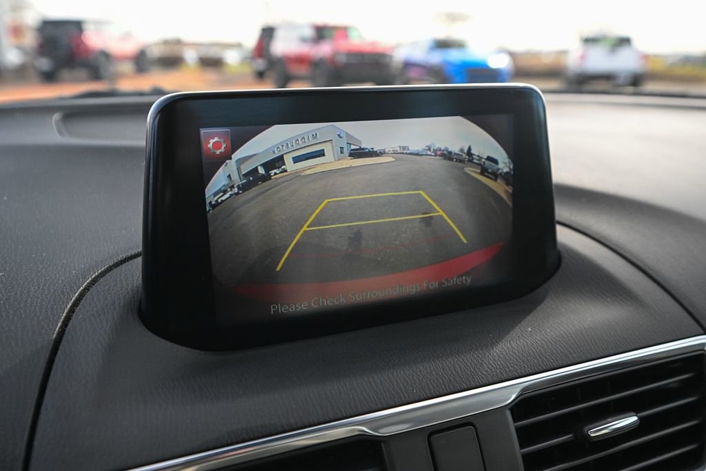 Used 2018 MAZDA MAZDA3 Grand Touring w/ Premium Equipment Package FWD image 36