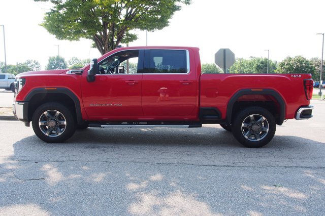 Used 2025 GMC Sierra 2500 SLE w/ Preferred Package AWD/4WD image 4