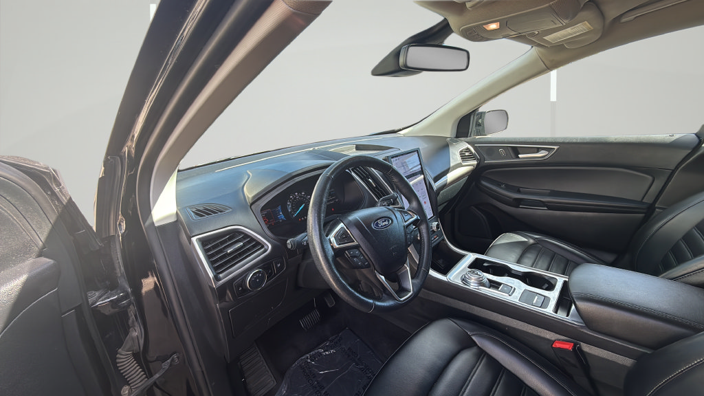 Certified 2024 Ford Edge SEL AWD/4WD image 13