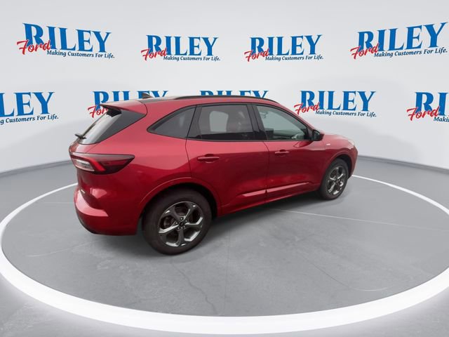 Certified 2024 Ford Escape ST-Line Select w/ Tech Pack #1 image 8