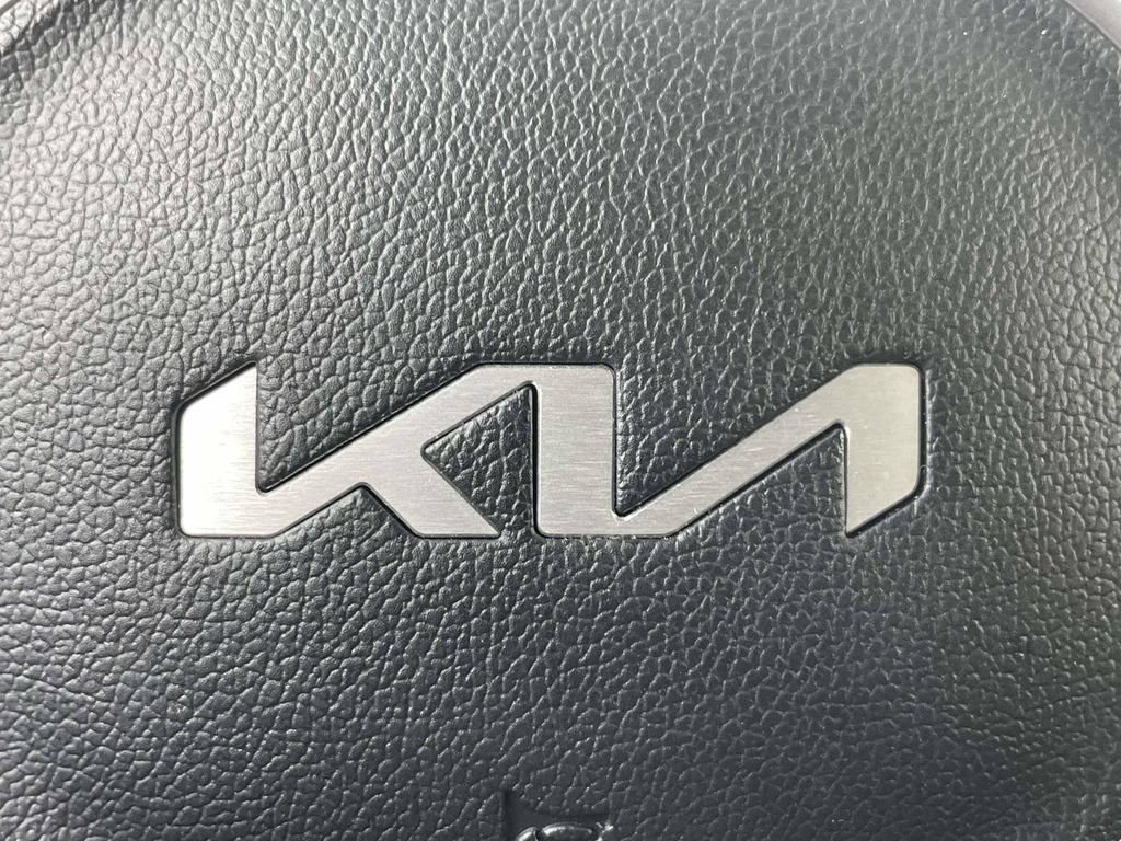 Used 2024 Kia Sorento SX FWD image 29