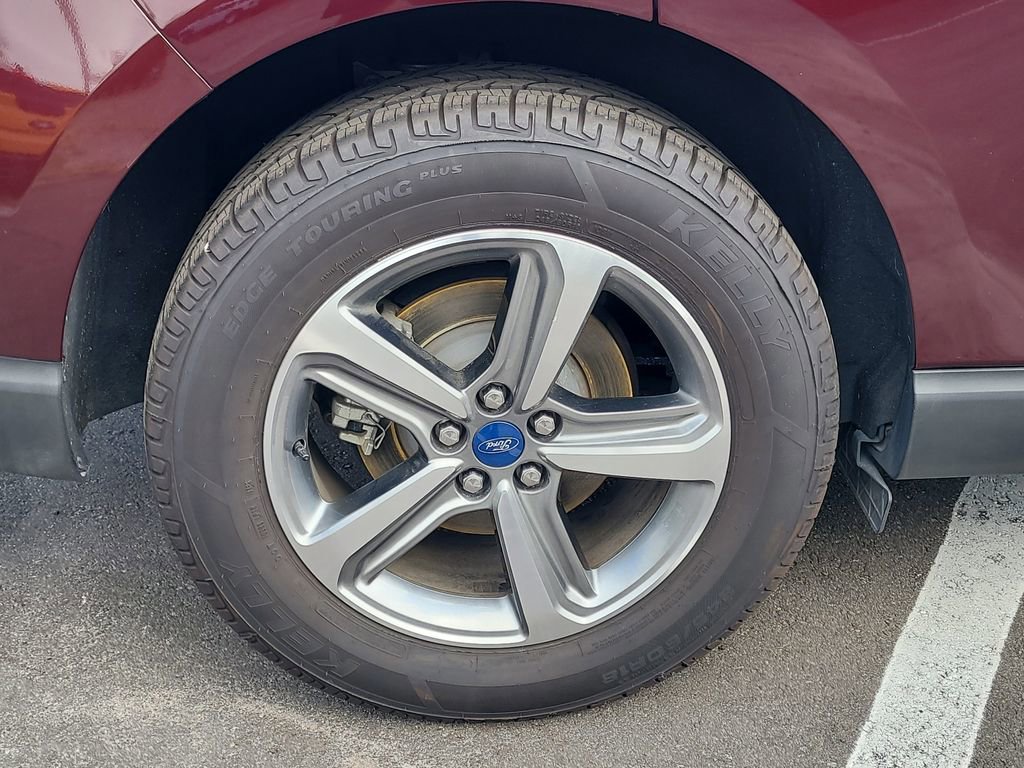 Certified 2019 Ford Edge SEL w/ Equipment Group 201A image 5