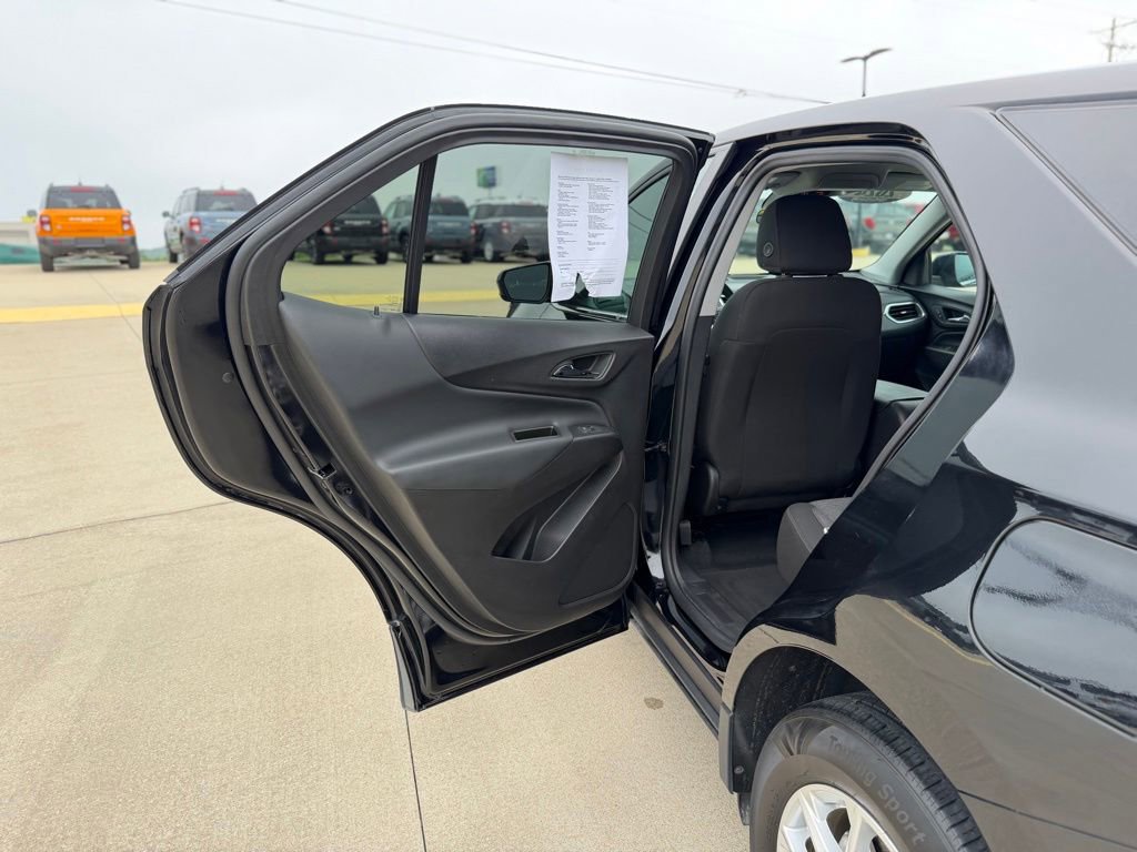 Used 2024 Chevrolet Equinox LT AWD/4WD image 32