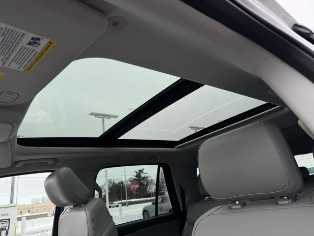 Certified 2025 Ford Expedition Max Active image 13