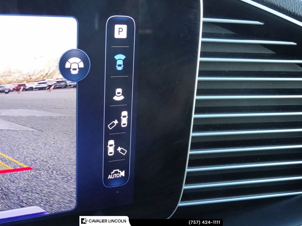 Used 2024 Mercedes-Benz GLS 450 4MATIC image 41