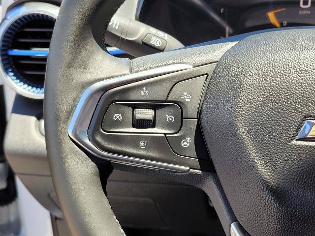 Used 2025 Chevrolet Trax LT w/ Driver Confidence Package FWD image 25