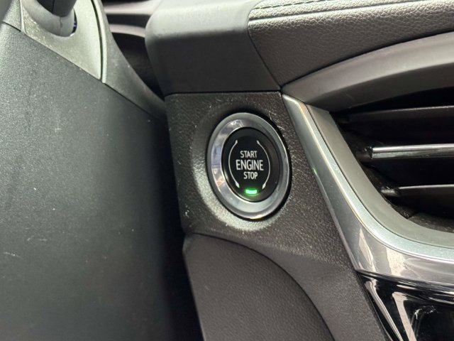 Used 2024 Buick Encore GX Sport Touring FWD image 24