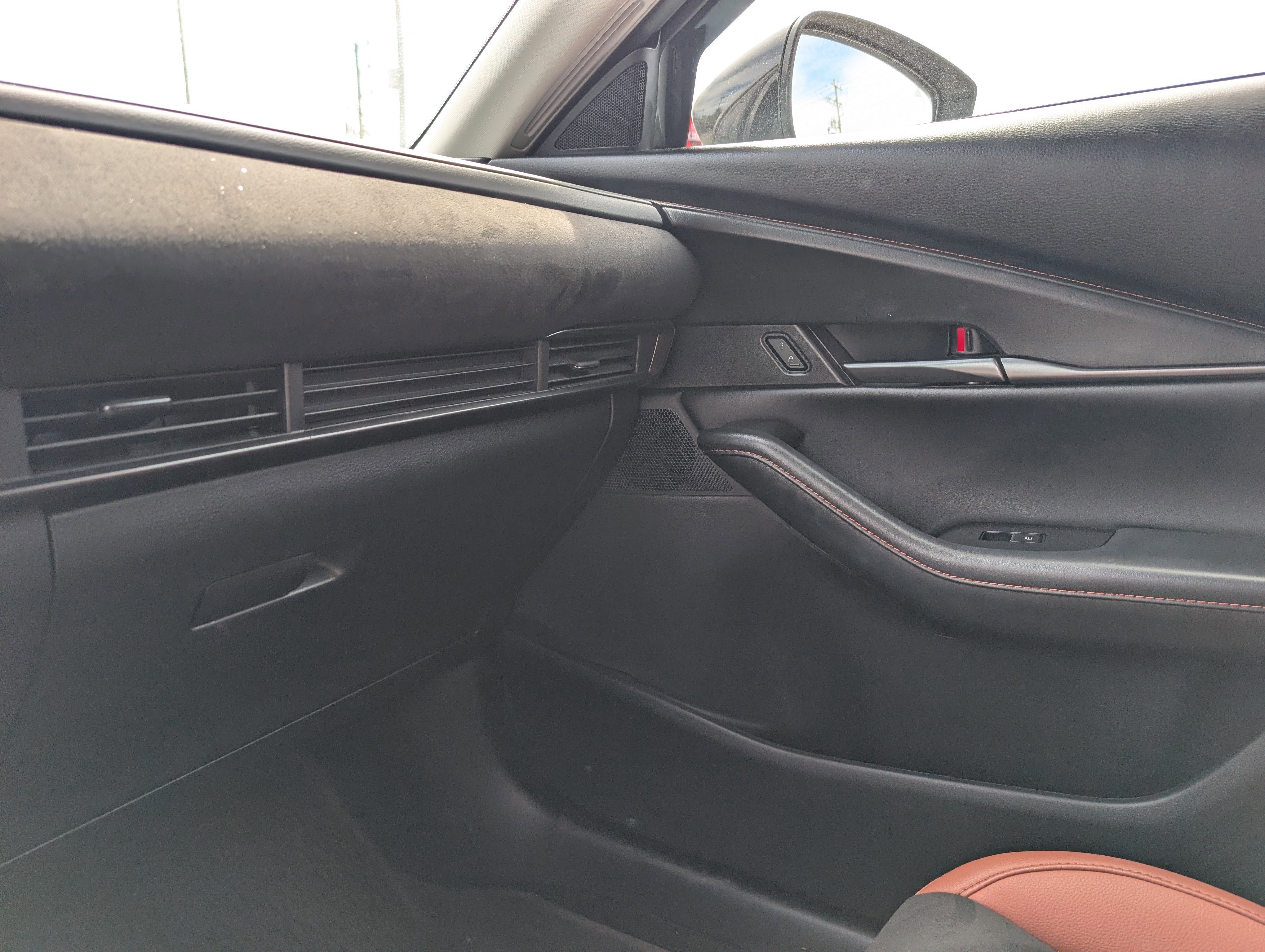 Used 2024 MAZDA CX-30 Carbon image 33