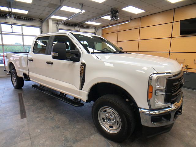 Certified 2023 Ford F350 XL w/ Snow Plow/Camper Package AWD/4WD image 1