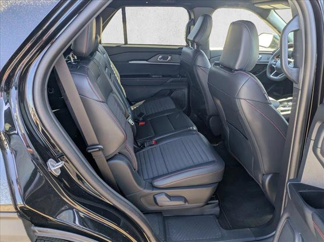 Certified 2025 Ford Explorer ST-Line image 17