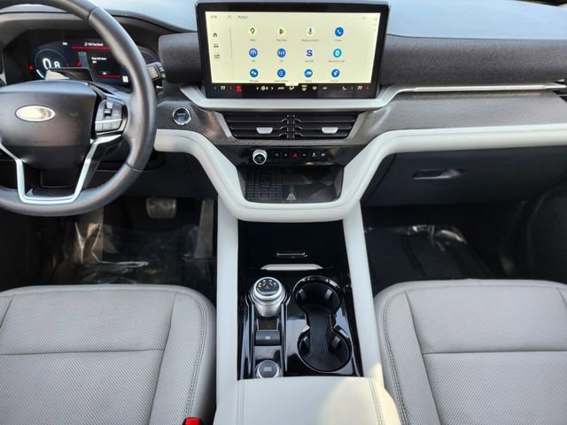 Certified 2025 Ford Explorer Platinum w/ LUX Leather Package image 14