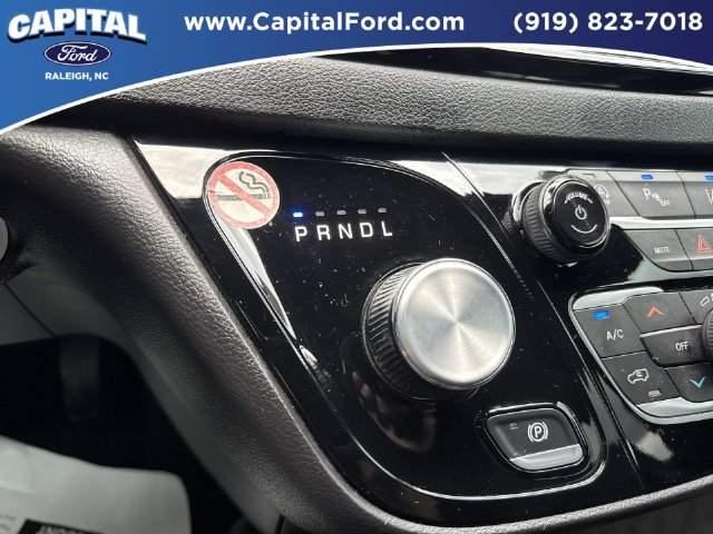 Used 2025 Chrysler Pacifica Select FWD image 29