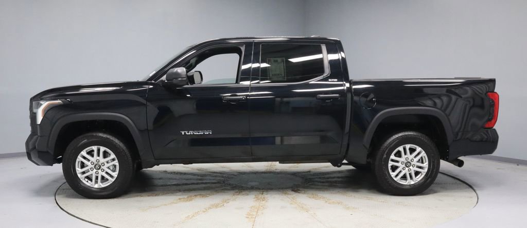 Used 2025 Toyota Tundra SR5 AWD/4WD image 8