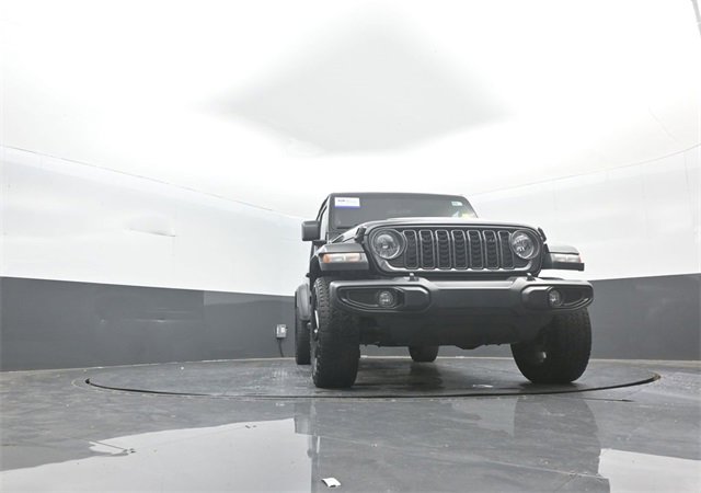 Used 2024 Jeep Gladiator Sport image 33