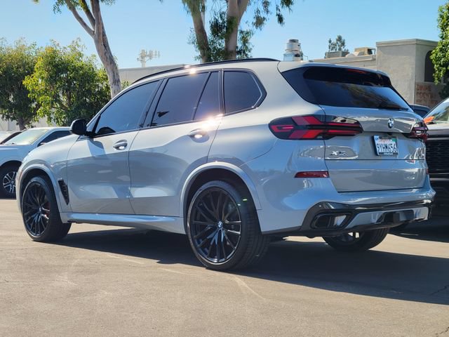 Used 2024 BMW X5 sDrive40i w/ M Sport Package RWD image 2