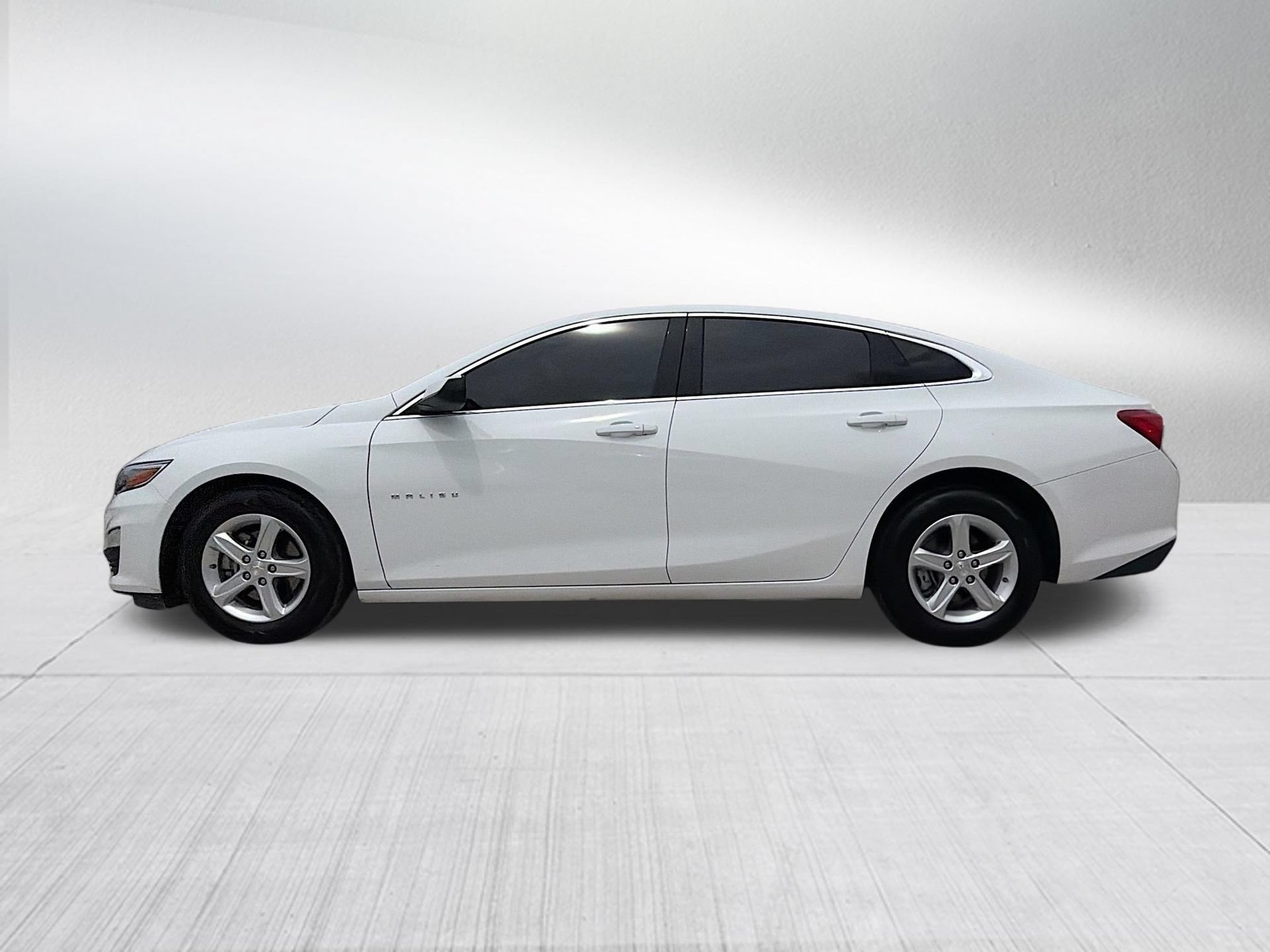 Used 2025 Chevrolet Malibu LS w/ LPO, Floor Liner Package FWD image 10