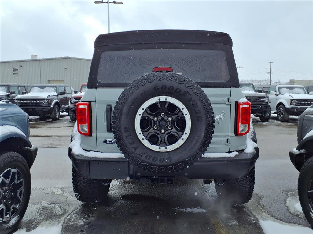 Certified 2021 Ford Bronco Black Diamond w/ Sasquatch Package image 3