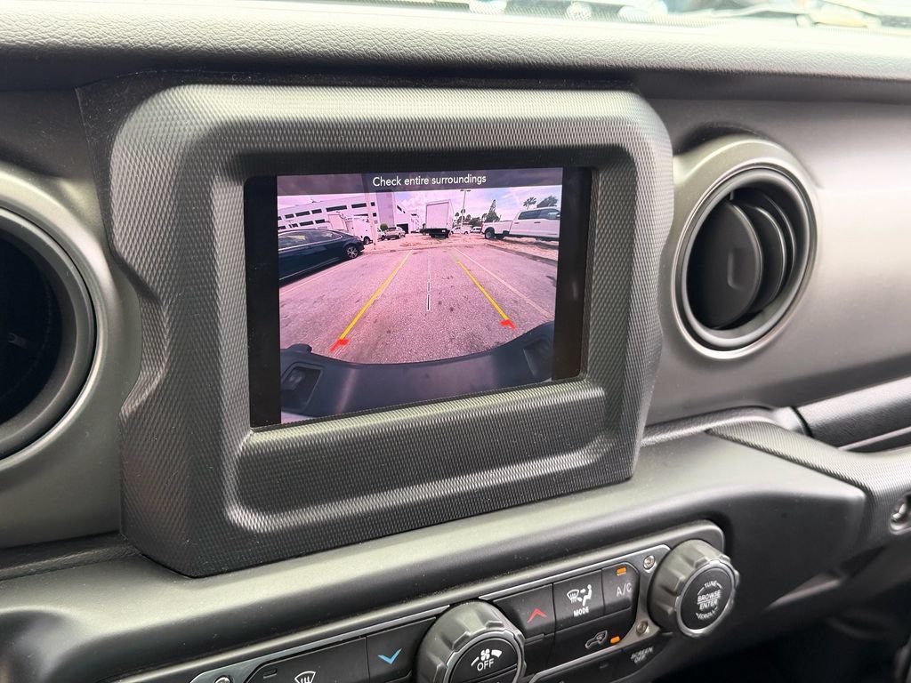 Used 2022 Jeep Gladiator Sport AWD/4WD image 22