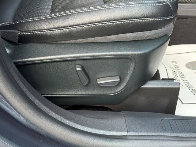 Certified 2022 Ford Escape Titanium w/ Class II Trailer Tow Package image 26