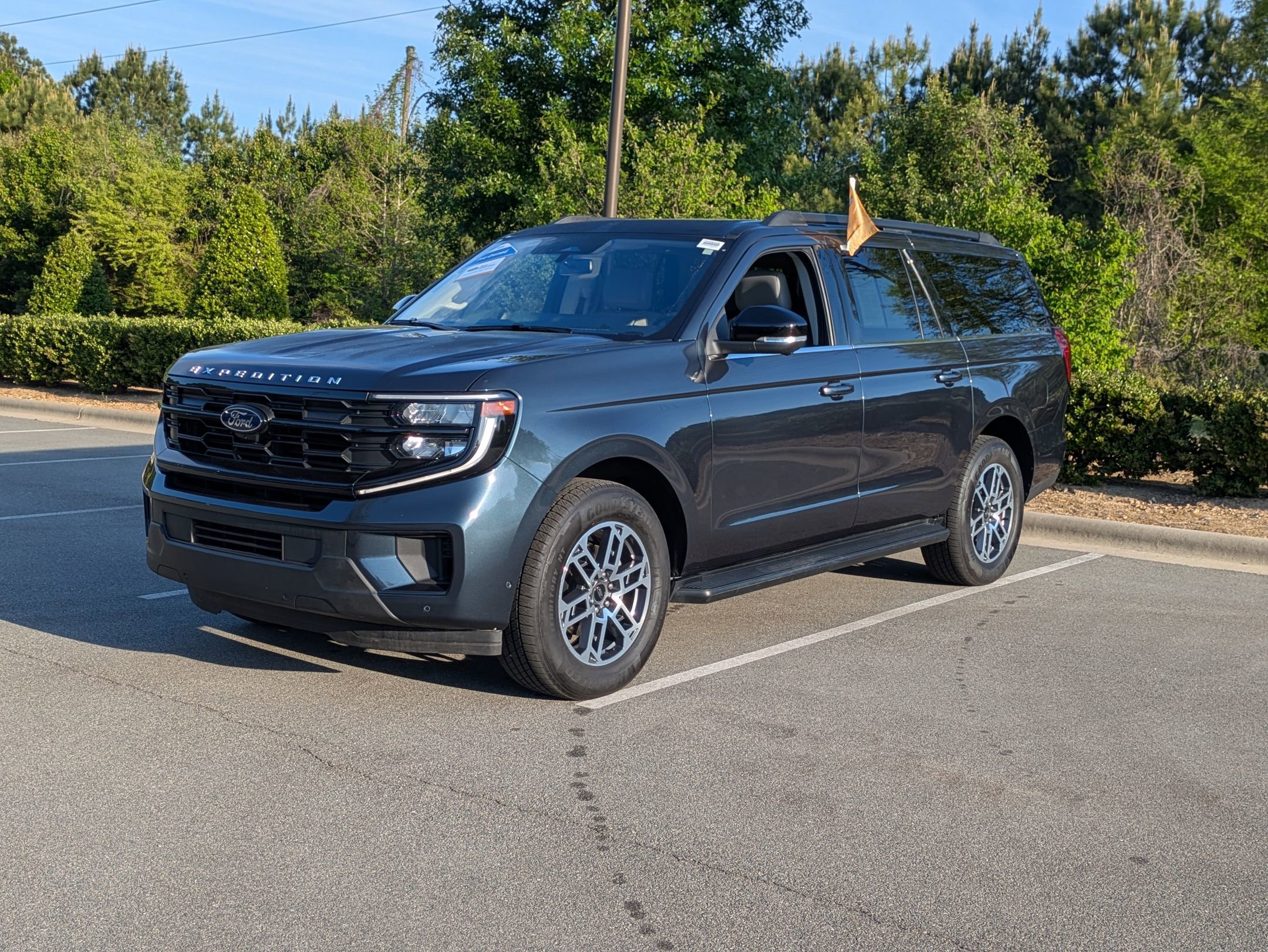 Certified 2025 Ford Expedition Max Active RWD image 8
