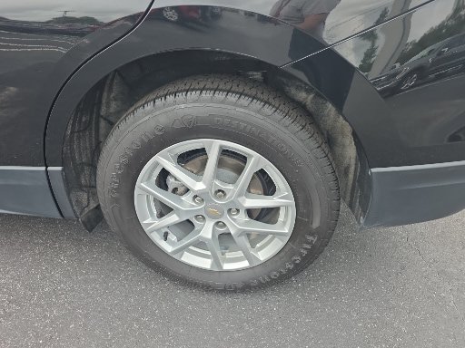 Used 2024 Chevrolet Equinox LT FWD image 21