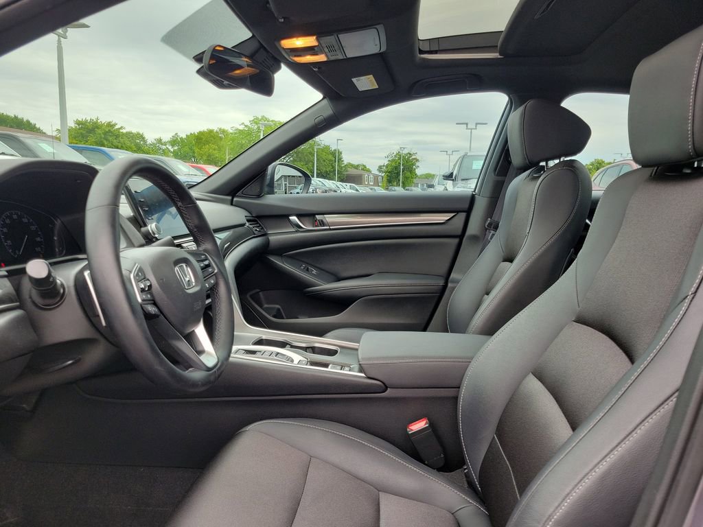 Used 2019 Honda Accord Sport image 18