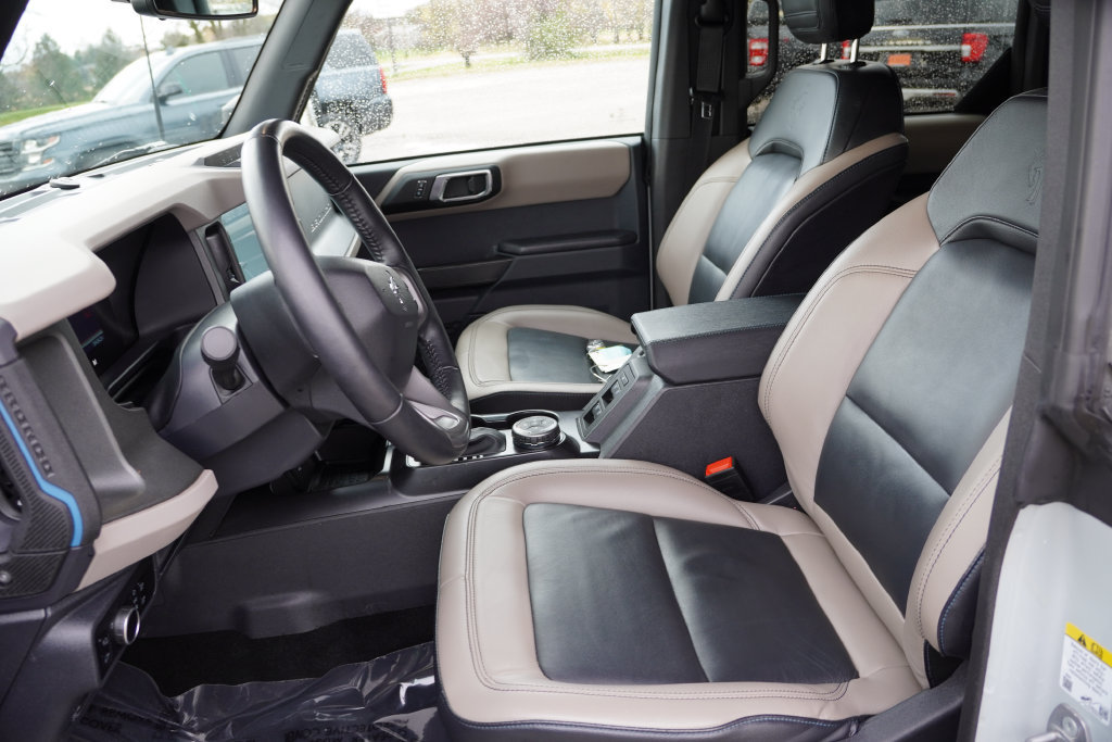 Certified 2024 Ford Bronco Wildtrak AWD/4WD image 17