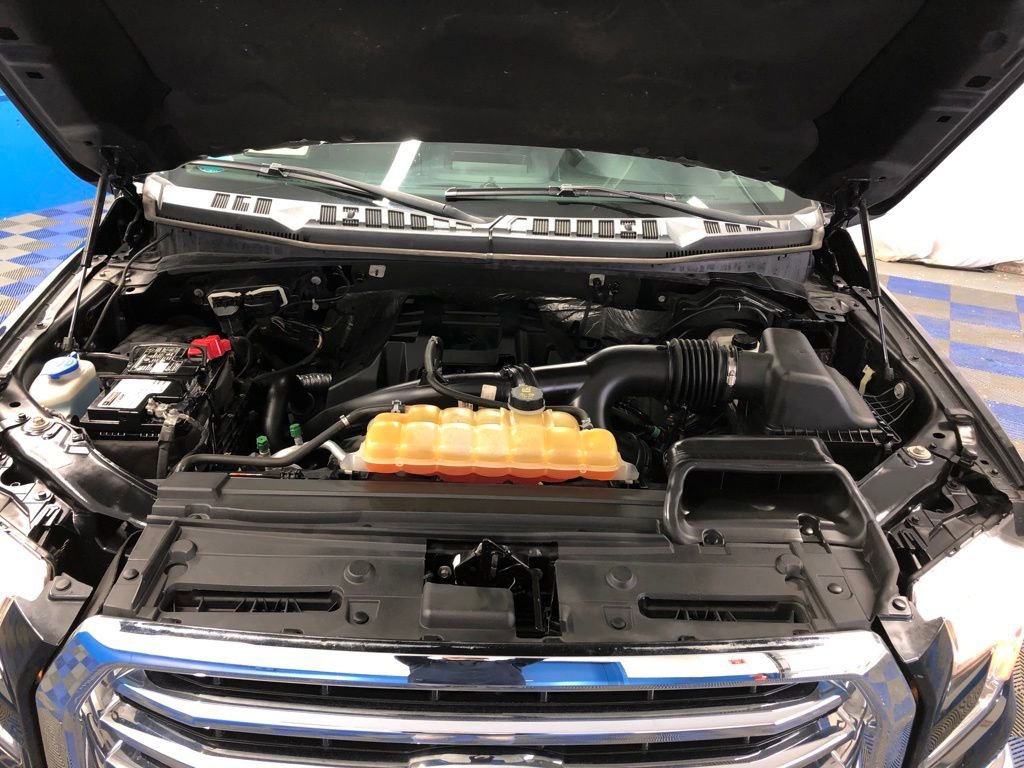 Certified 2017 Ford F150 XLT w/ Equipment Group 302A Luxury image 6