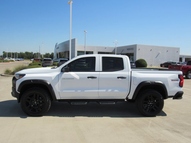 Used 2025 Chevrolet Colorado Trail Boss AWD/4WD image 4