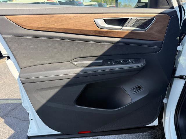 Used 2025 Volkswagen Atlas SE image 7