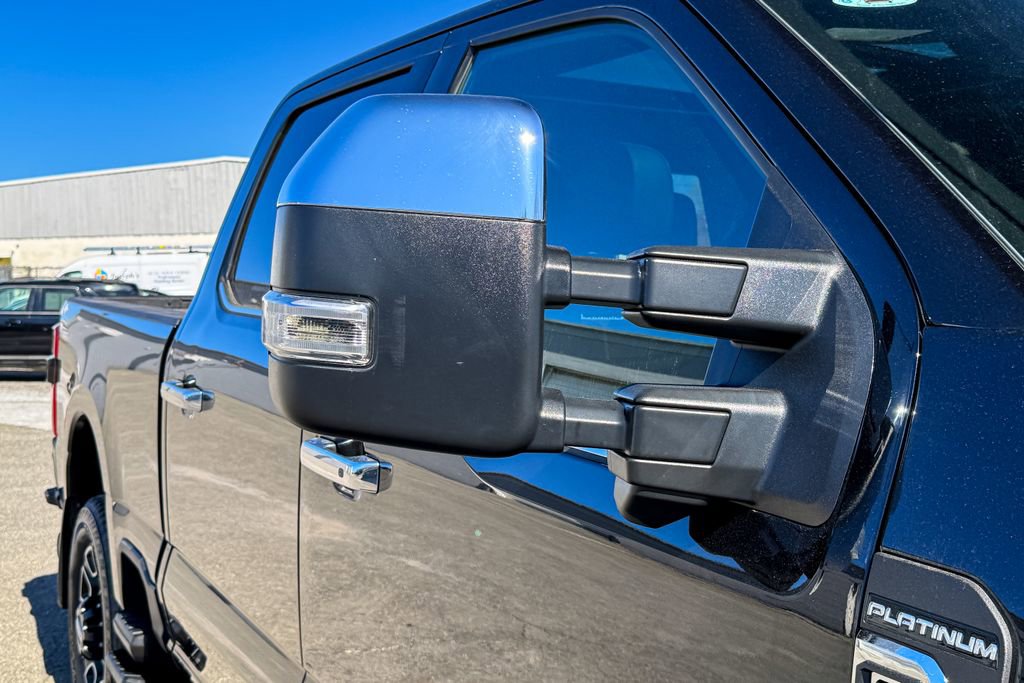 Certified 2024 Ford F250 Platinum w/ FX4 Off-Road Package AWD/4WD image 13