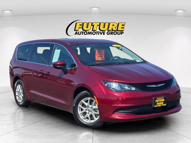 Used 2023 Chrysler Voyager LX