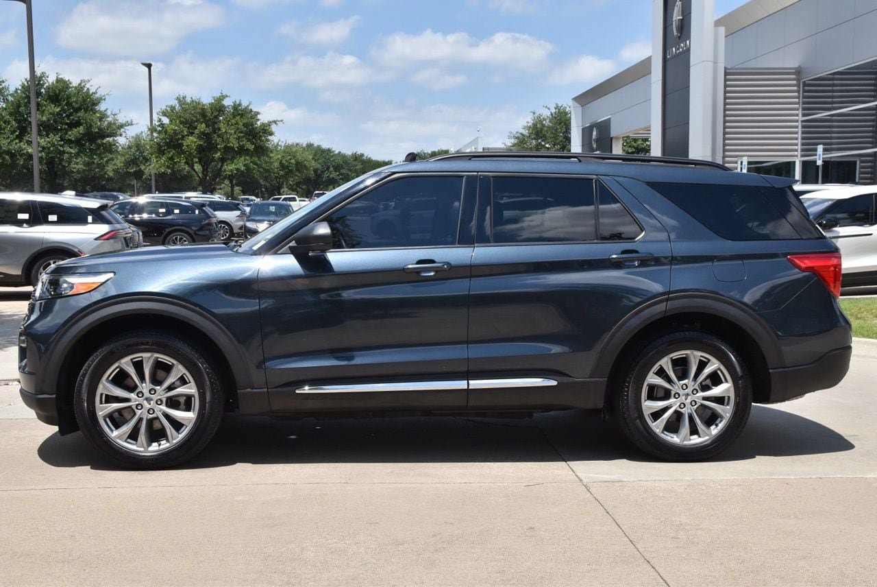Certified 2024 Ford Explorer XLT w/ Equipment Group 202A AWD/4WD image 12