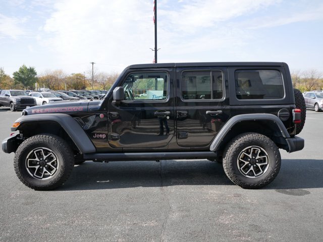 Used 2024 Jeep Wrangler Unlimited Rubicon AWD/4WD image 5