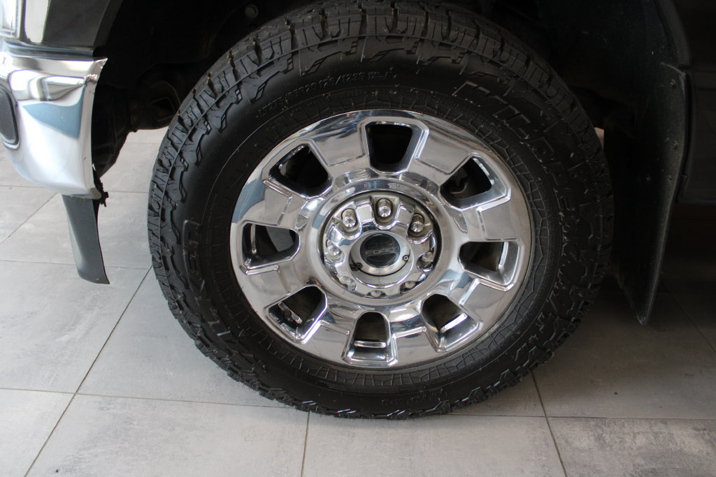 Certified 2024 Ford F350 Lariat w/ Chrome Package AWD/4WD image 9