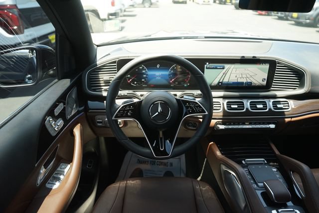 Used 2025 Mercedes-Benz GLS 450 4MATIC image 24