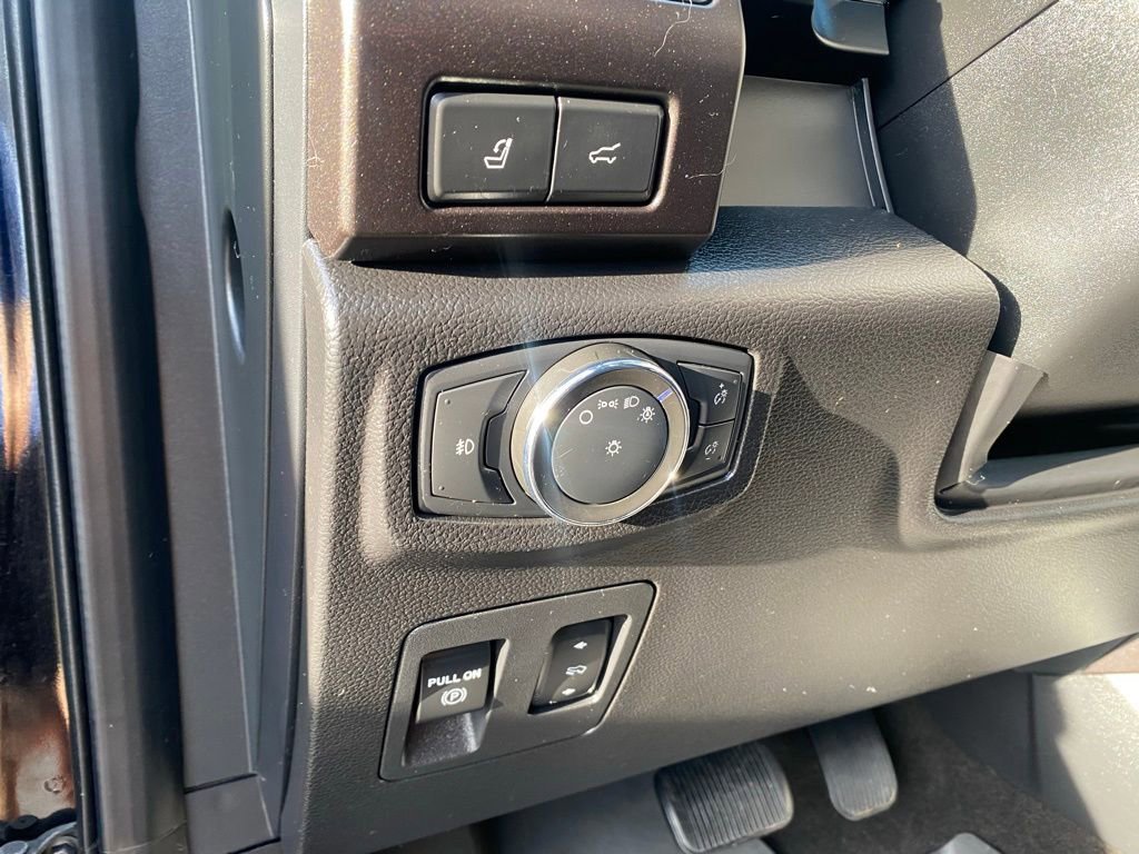 Certified 2021 Ford Expedition Limited image 17