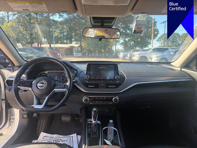 Used 2024 Nissan Altima 2.5 SR FWD image 12