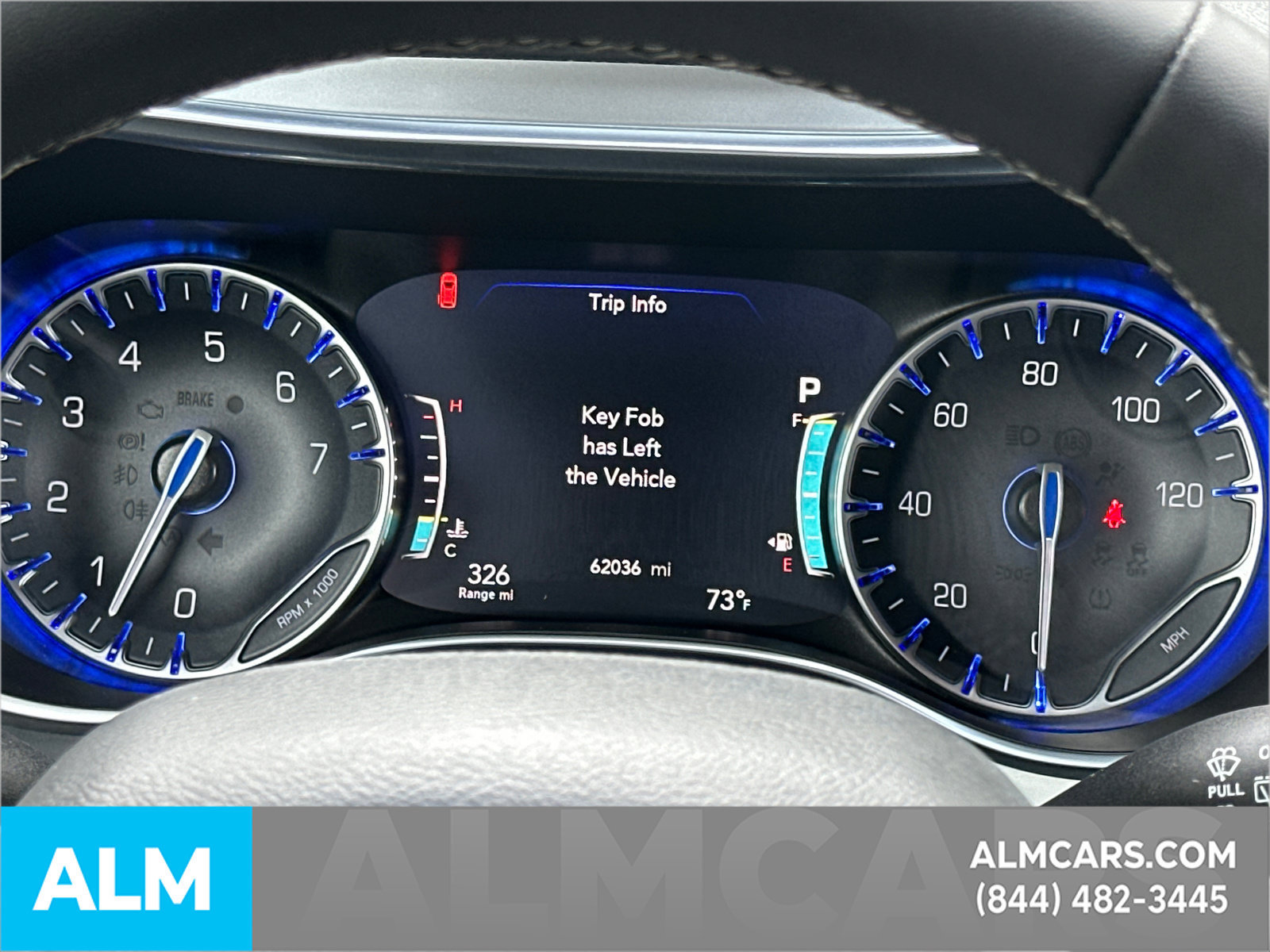 Used 2025 Chrysler Pacifica Limited FWD image 31