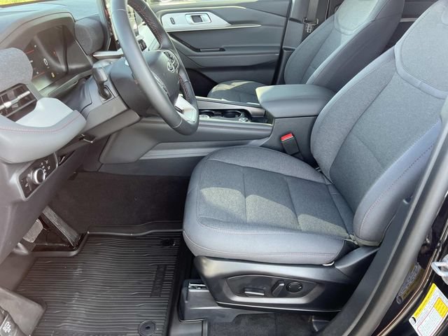 Certified 2026 Ford Explorer Active AWD/4WD image 19