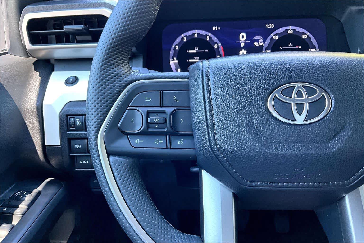 Used 2024 Toyota Tacoma TRD Off-Road w/ TRD Off Road Upgrade Package AWD/4WD image 24
