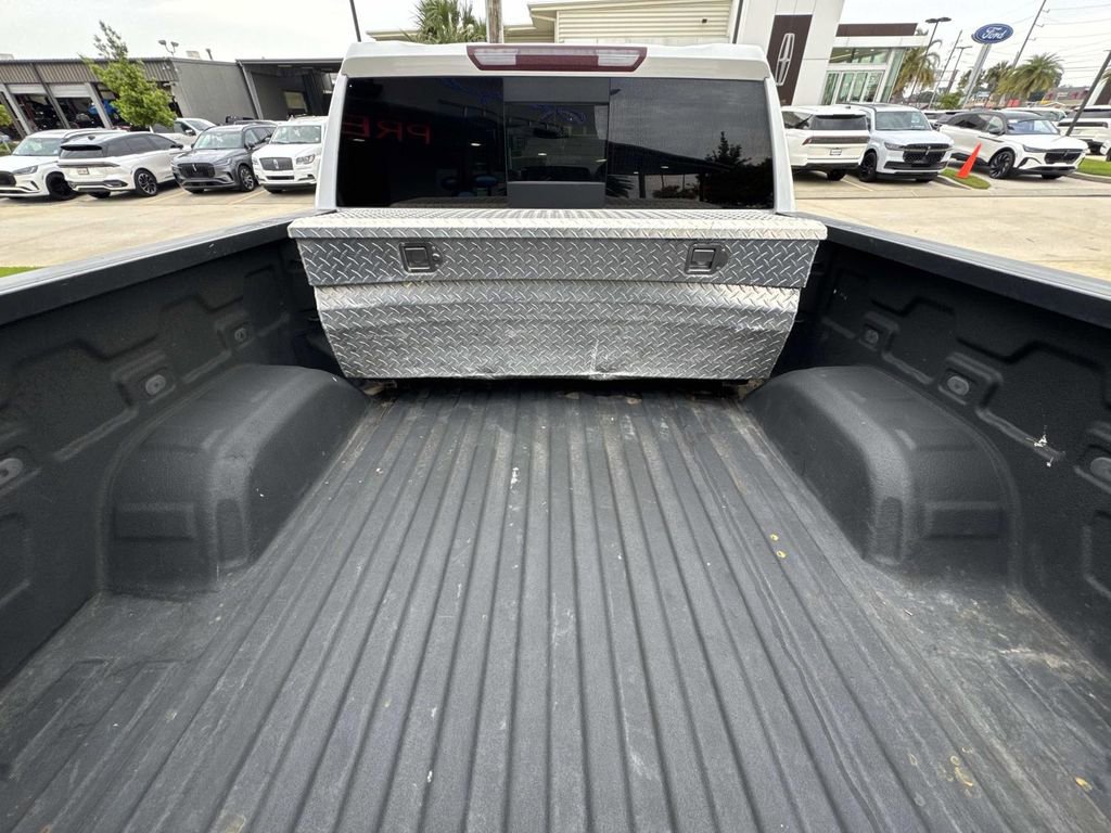 Used 2020 GMC Sierra 1500 SLT w/ SLT Premium Package AWD/4WD image 12