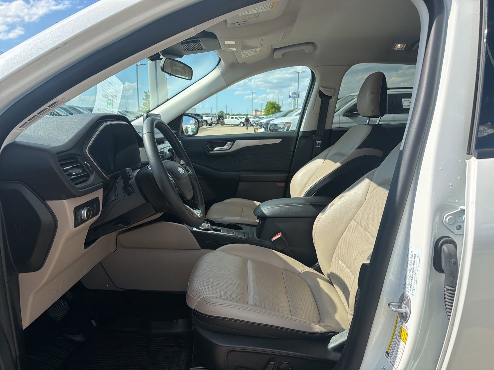 Certified 2021 Ford Escape SEL w/ Technology Package image 14