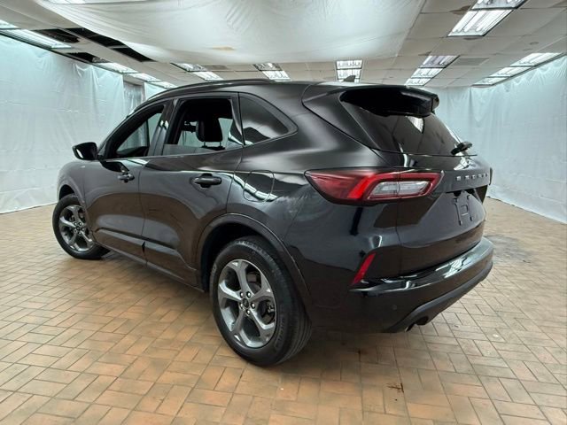 Certified 2024 Ford Escape ST-Line Select w/ Tech Pack #1 AWD/4WD image 5