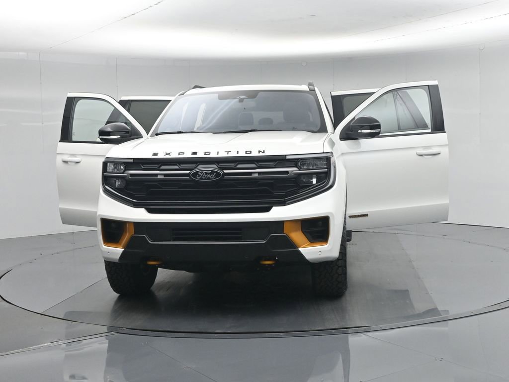 Certified 2025 Ford Expedition Tremor AWD/4WD image 38